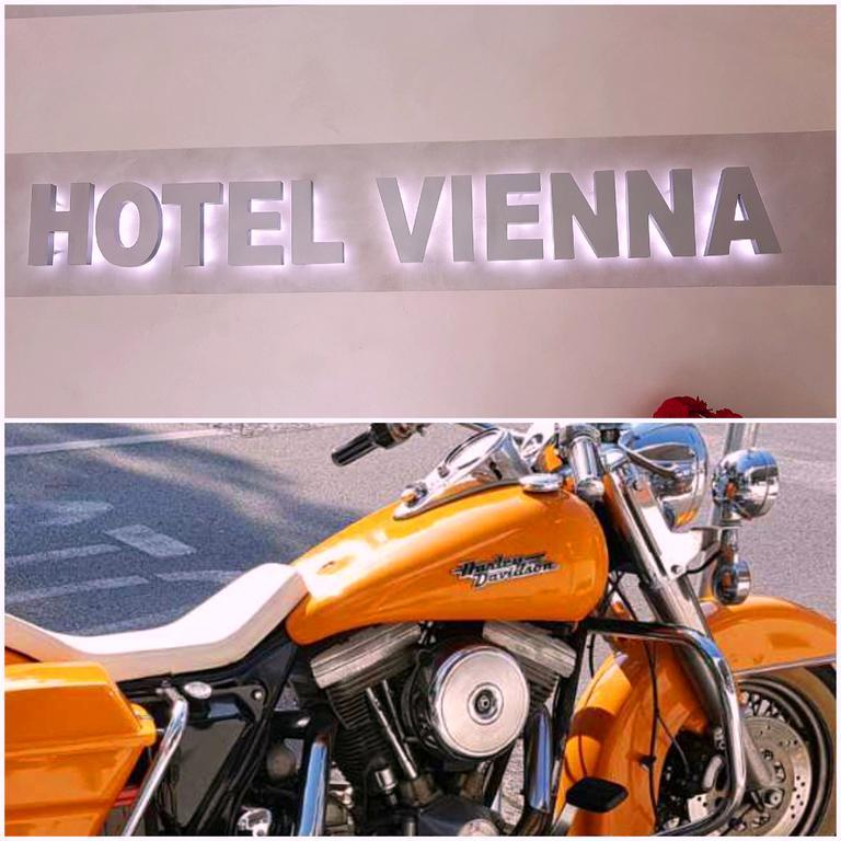 Hotel Vienna Lignano Sabbiadoro Exterior photo